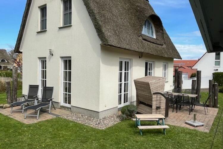 Reetdachhaus Mit Eigenem Strandkorb In Wohlenberg An Der Ostsee Экстерьер фото